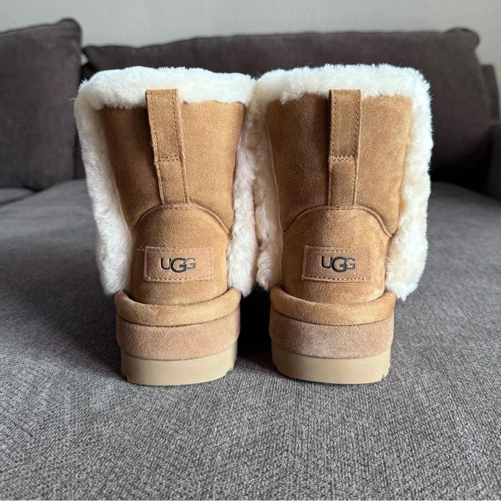 UGG Classic Chillapeak Genuine Shearling Trimmed Boot - Picture 6 of 9